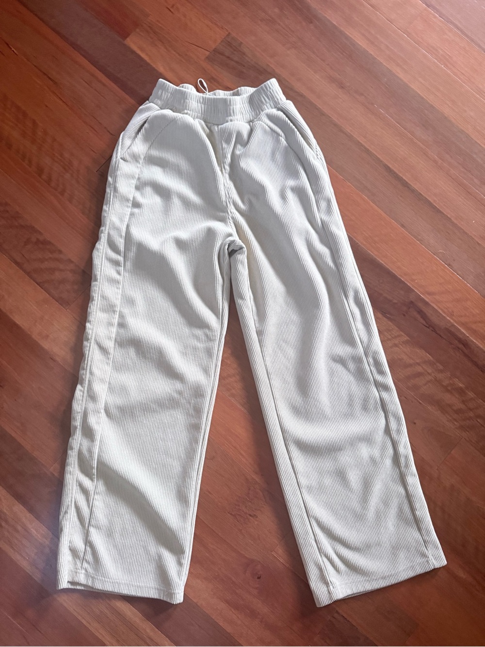 Halara wife leg pants